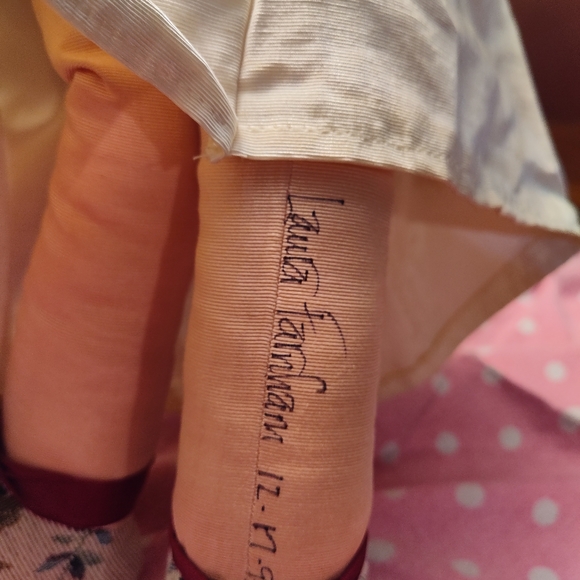 1993 Vintage Collectible Laura Farnam 'Ambrosia'Doll - Picture 4 of 5